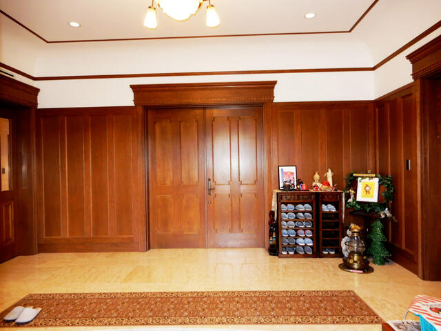 玄関ホール 広い空間