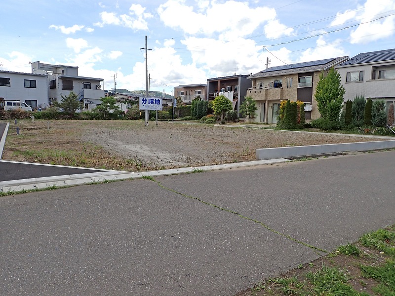 諏訪市高島三丁目 全3区画分譲地