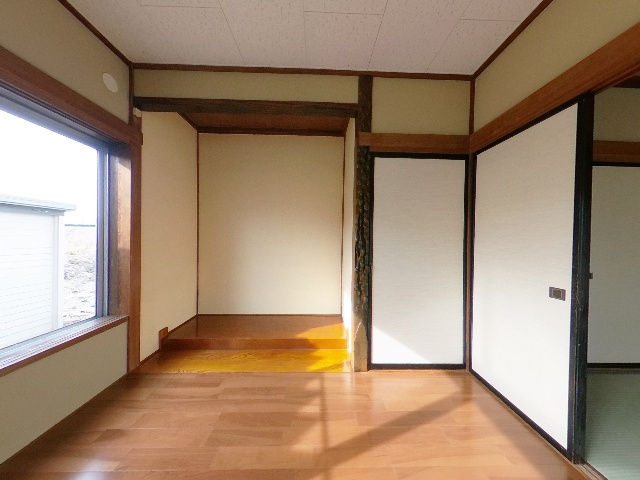 detached 諏訪市大字四賀神戸