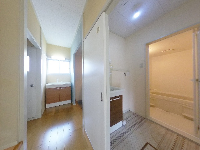 detached 諏訪市大字四賀神戸