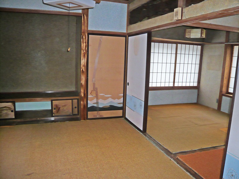 commercial 諏訪市湯の脇１丁目