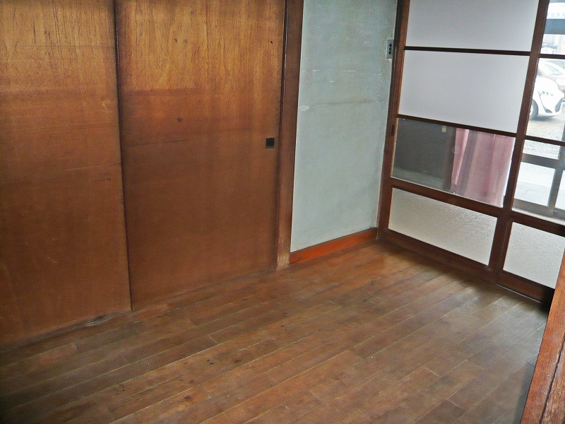 commercial 諏訪市湯の脇１丁目