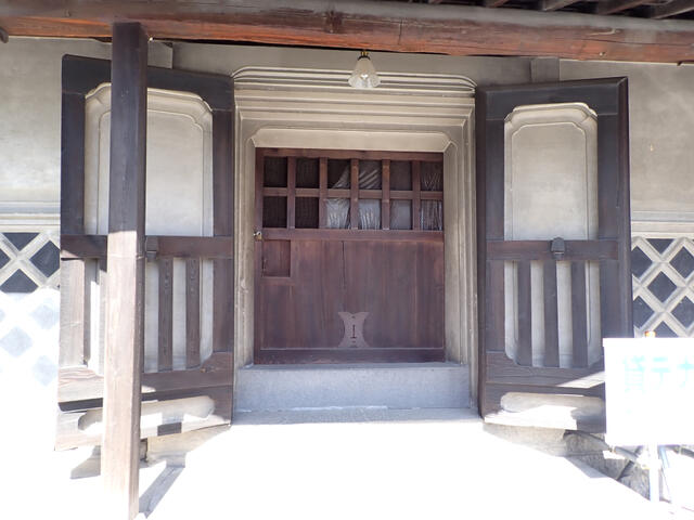 角間蔵 貸店舗 入口