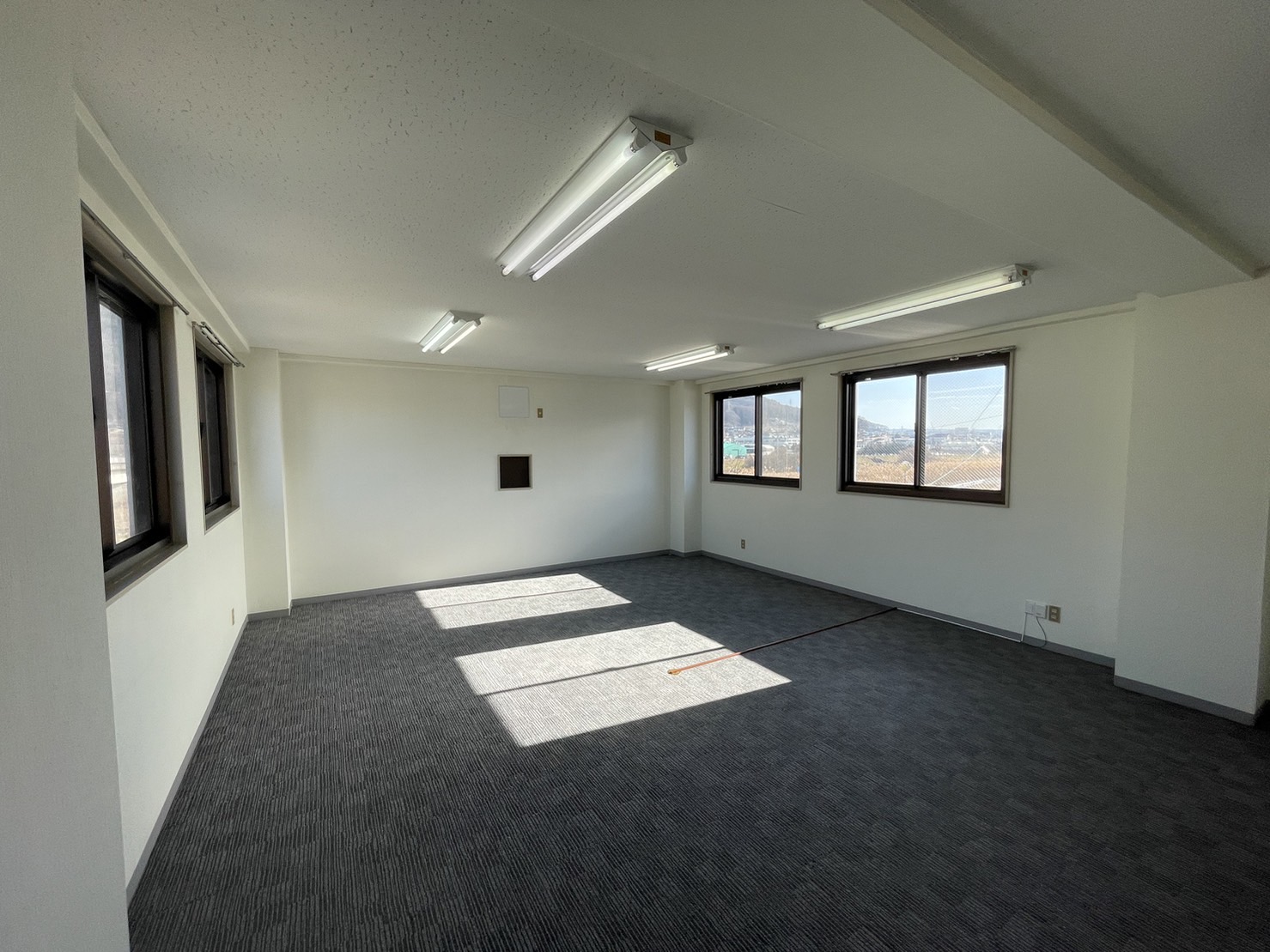 apartment 諏訪市沖田町１丁目