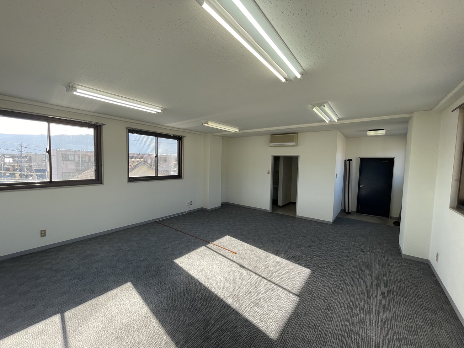 apartment 諏訪市沖田町１丁目