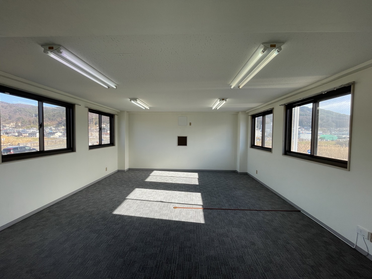 apartment 諏訪市沖田町１丁目