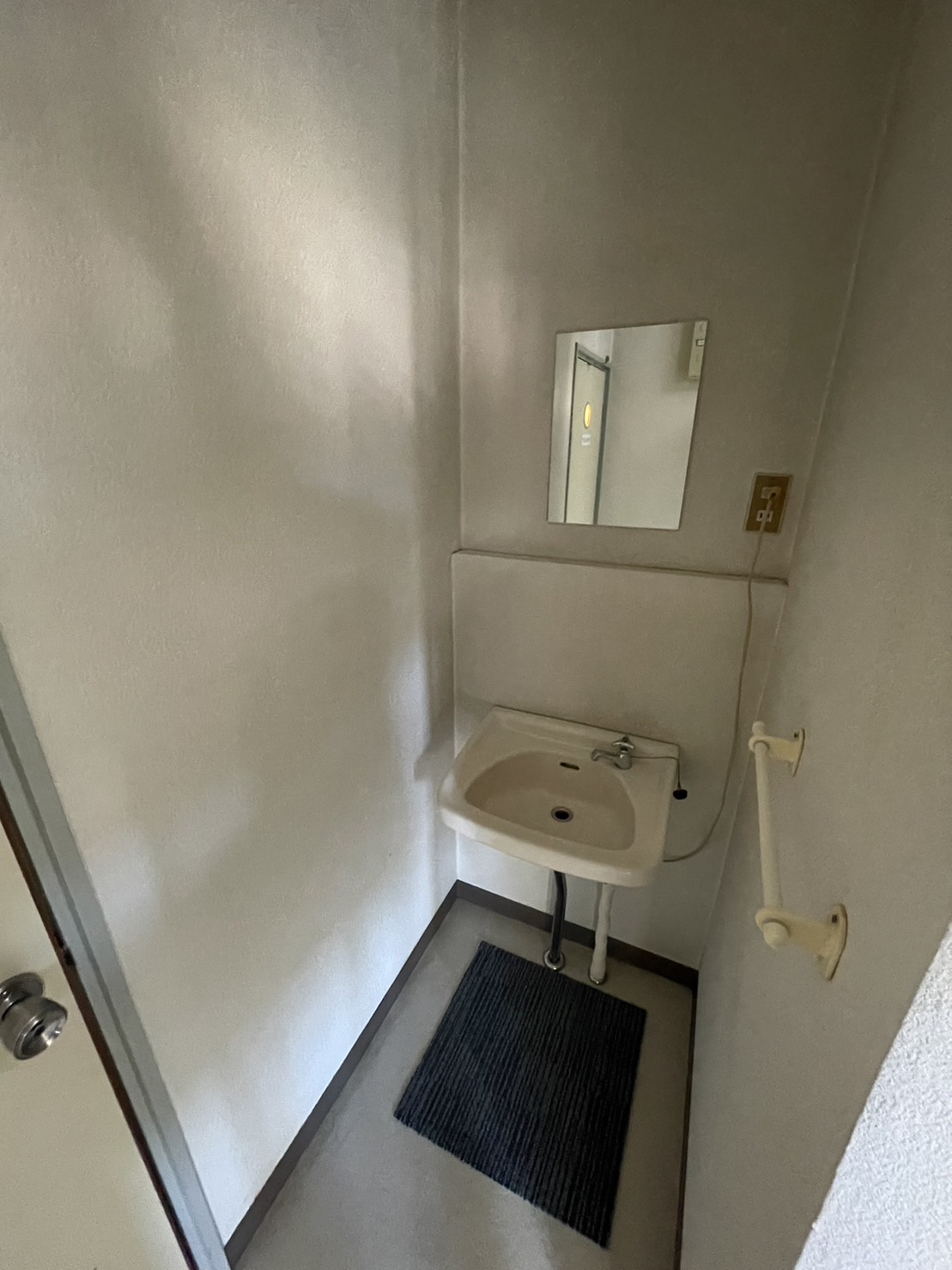 apartment 諏訪市沖田町１丁目