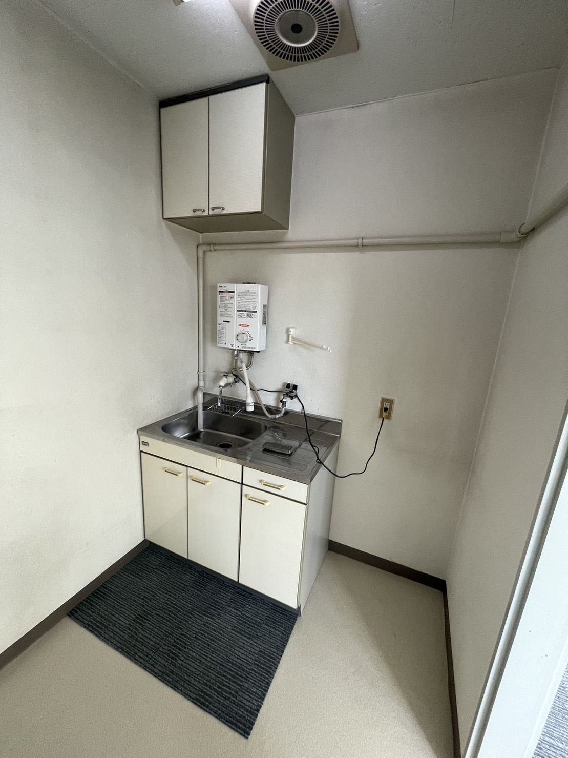 apartment 諏訪市沖田町１丁目