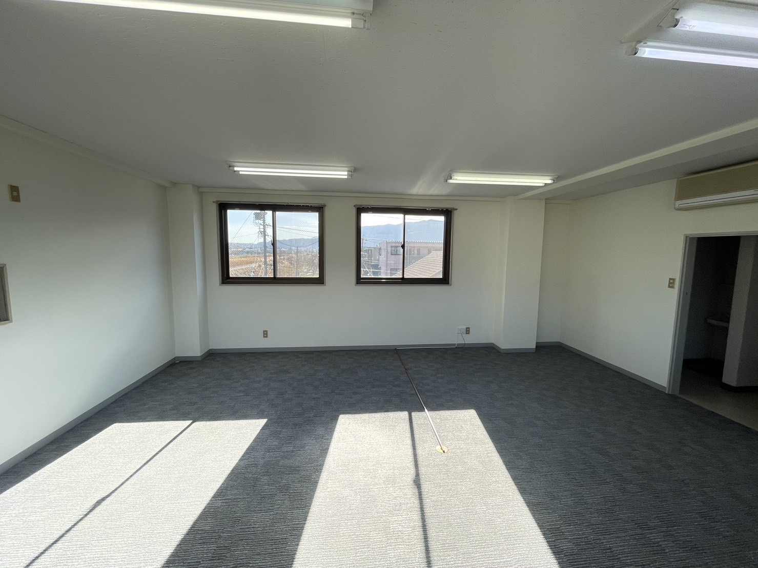 apartment 諏訪市沖田町１丁目