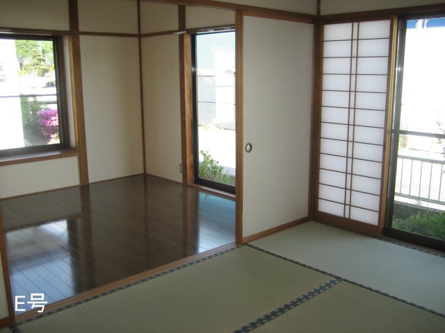detached 諏訪市四賀赤沼