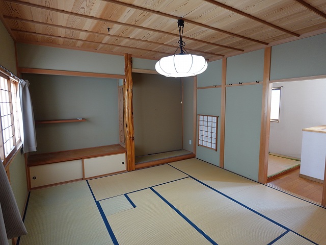 detached 諏訪市大字四賀