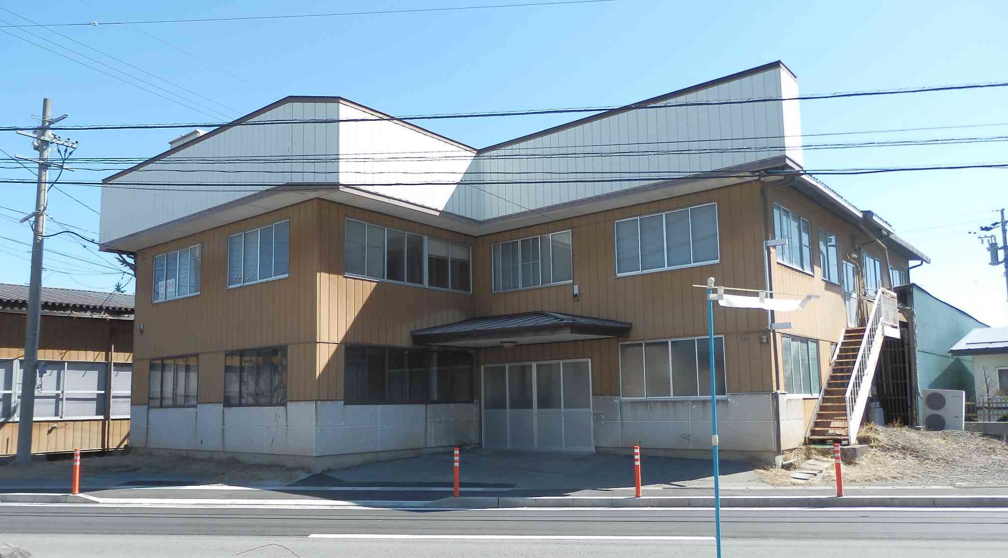 commercial 諏訪市大字中洲2834