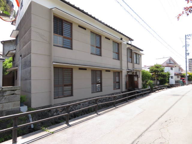 commercial 諏訪市湖岸通り５丁目13-21