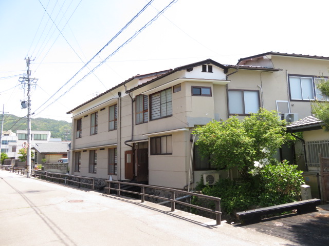 commercial 諏訪市湖岸通り５丁目13-21
