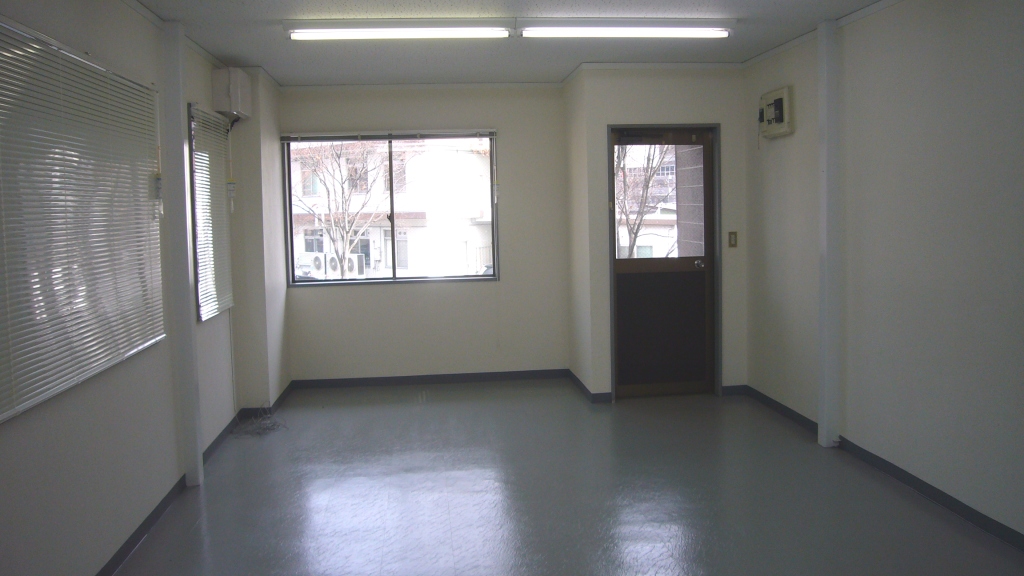 commercial 諏訪市大手１丁目11-3