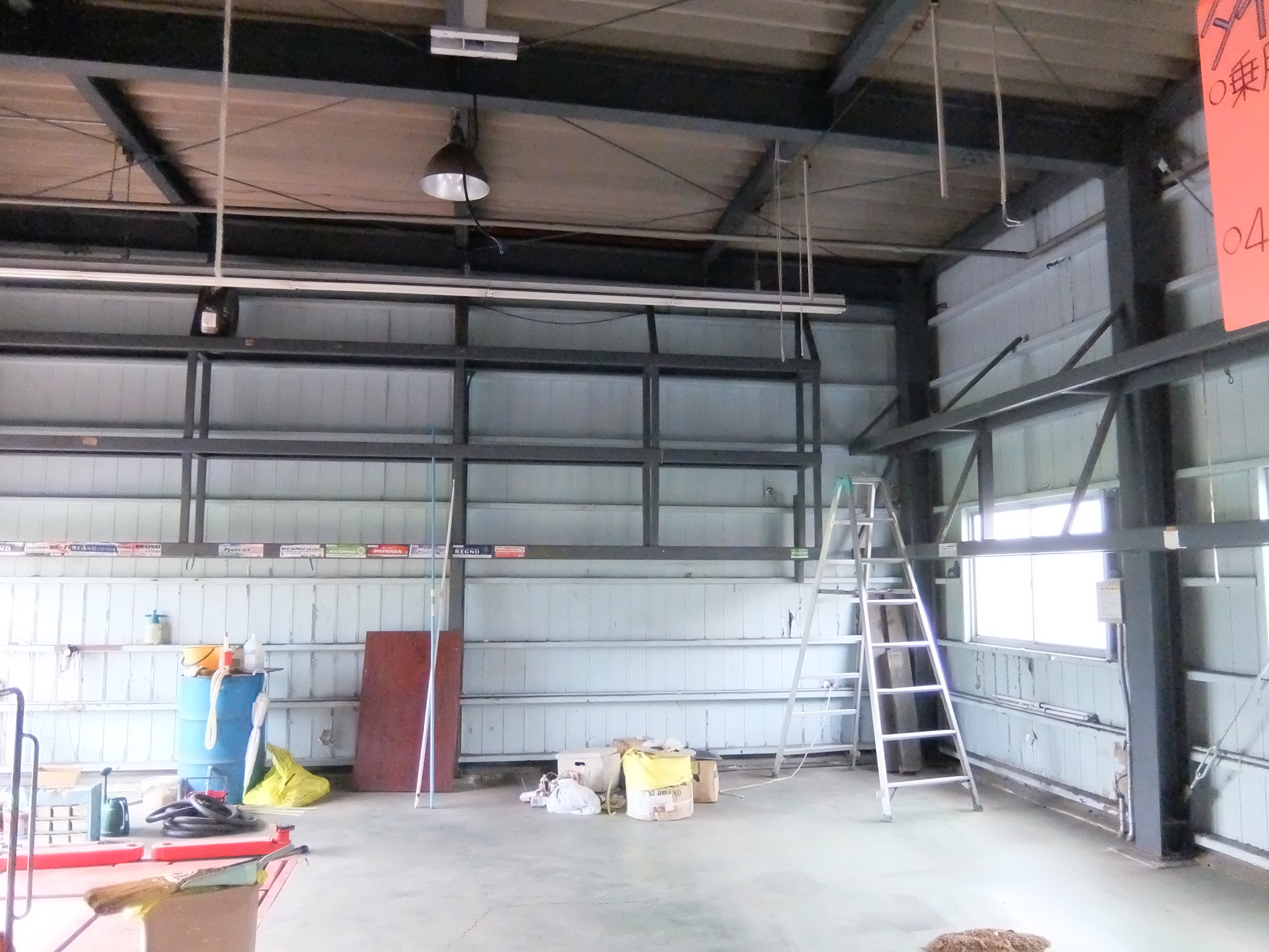 commercial 諏訪市上川２丁目2200-2