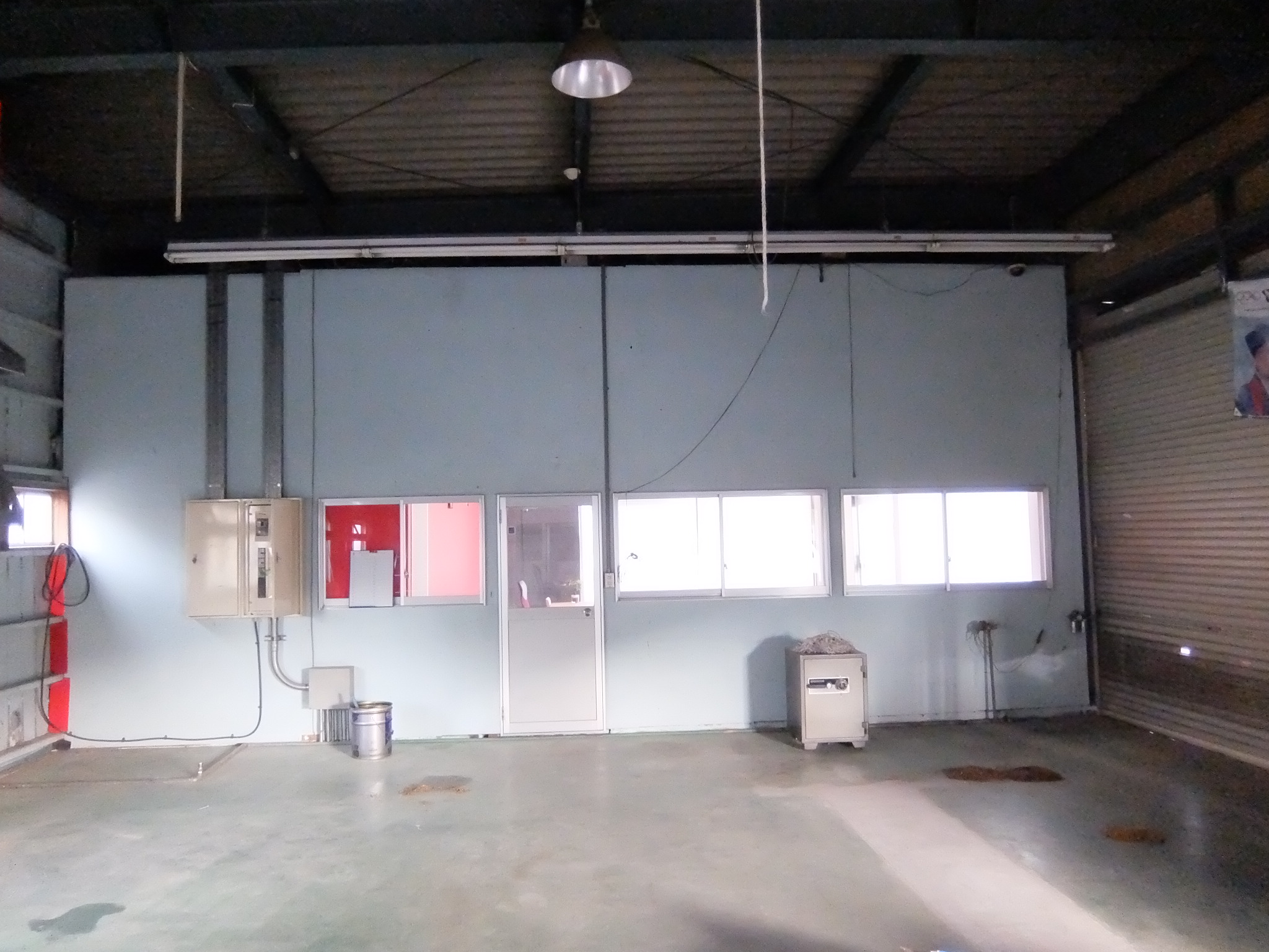 commercial 諏訪市上川２丁目2200-2