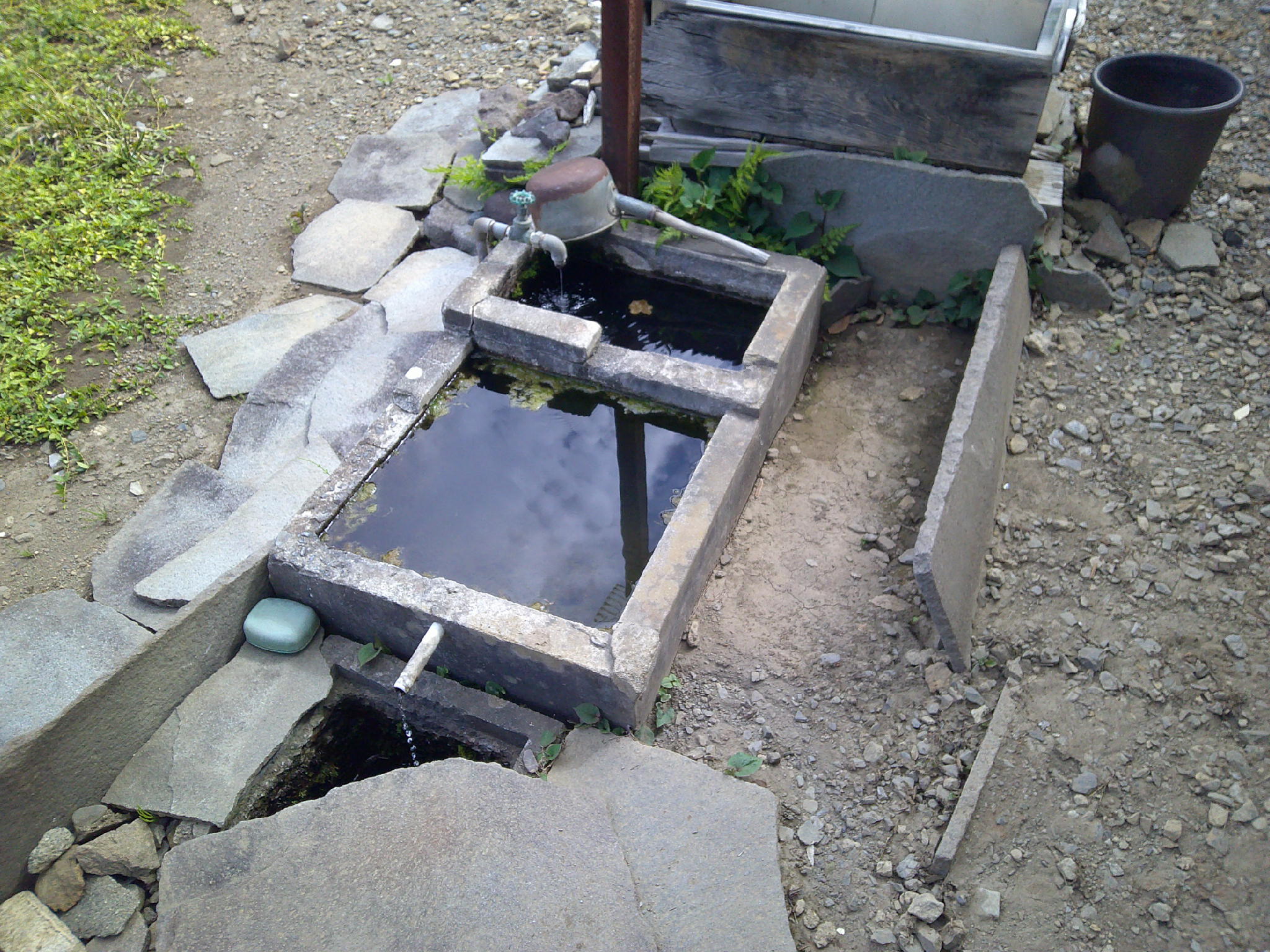 庭の水利